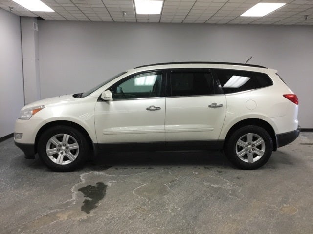 Used 2011 Chevrolet Traverse 1LT with VIN 1GNKVGED7BJ362927 for sale in Albert Lea, Minnesota